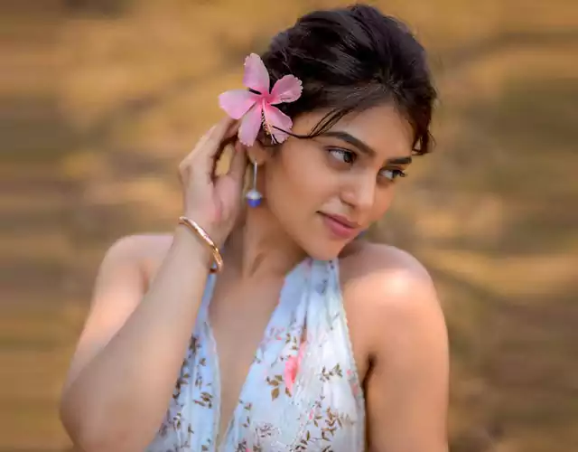Bandhavi Sridhar Looks Ethereal In Calm Hillside Photos
